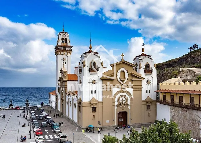 The Sea Candelaria, By Nivariahost *